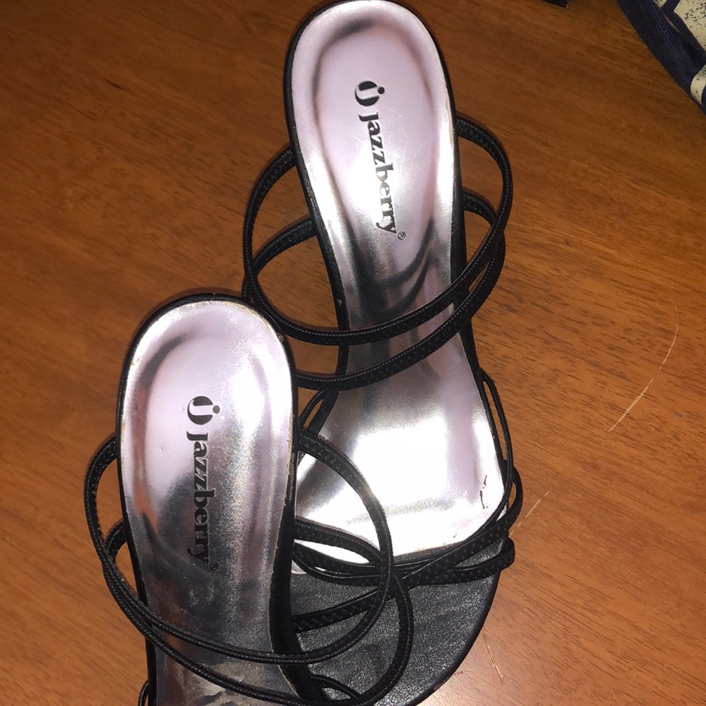 Jazz berry heels